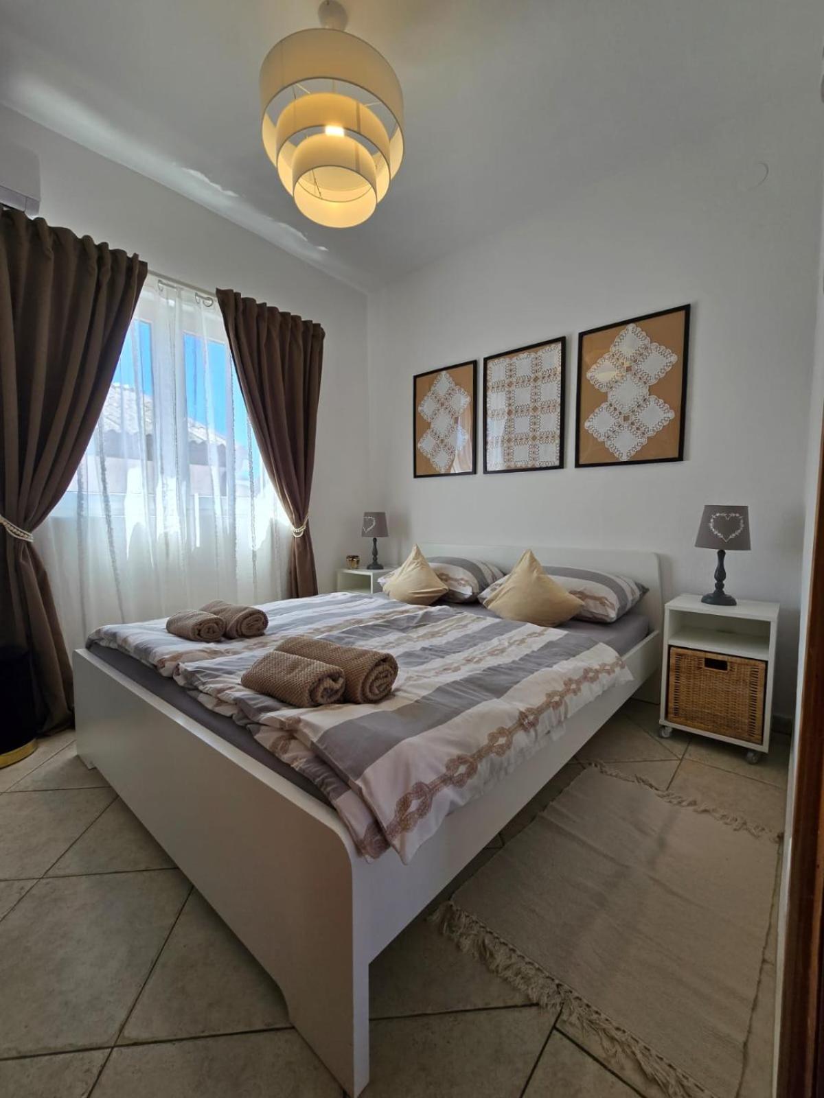 Apartment Melani Vir Exterior photo