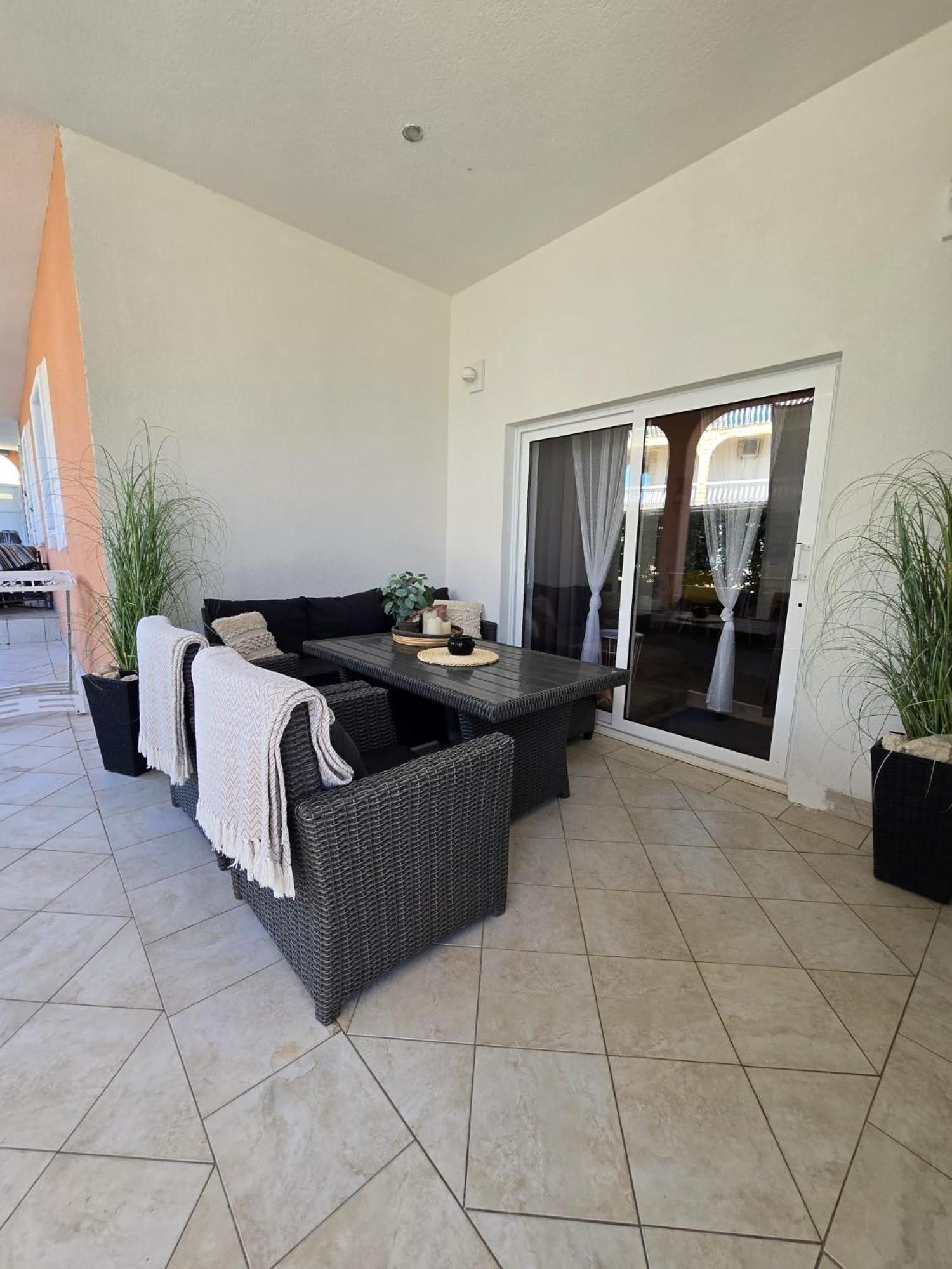 Apartment Melani Vir Exterior photo